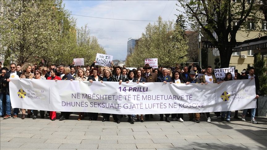 Kosovë, marsh në mbështetje të të mbijetuarve të dhunës seksuale gjatë luftës