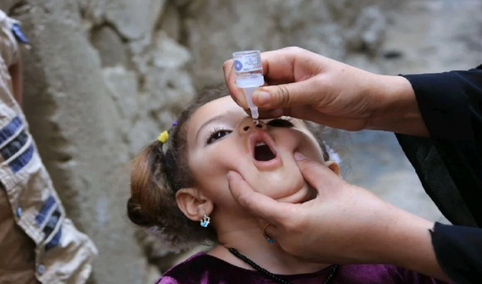 UNICEF: Më shumë se 650 mijë vaksina kundër poliomielitit janë dorëzuar në Ukrainë