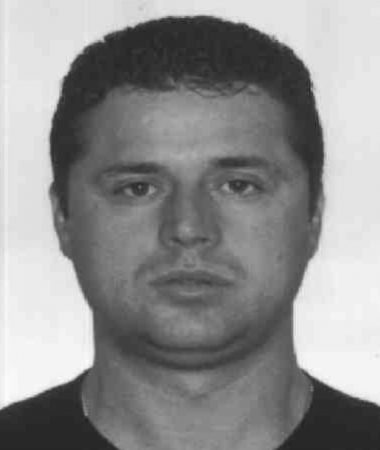 U qëllua me 10 plumba, kushëriri i Aleksandër Sadikajt rëndë, policia kontrolle nga deti dhe toka për autorin e maskuar