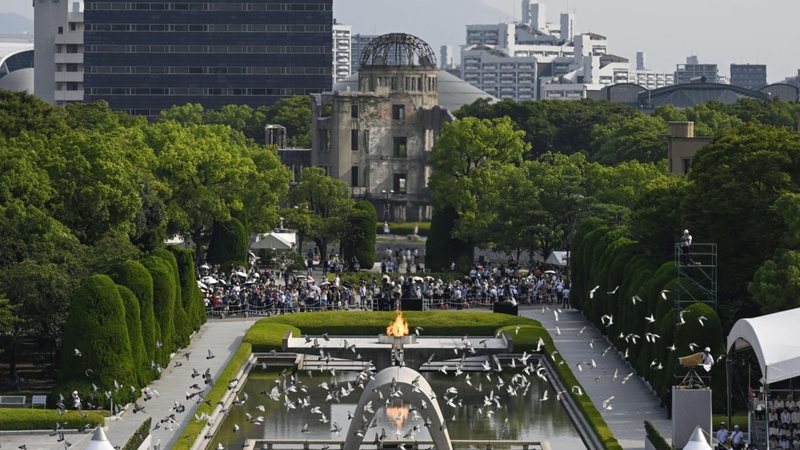 Japonia dyfishon shpenzimet e mbrojtjes për shkak të kërcënimeve nga Pekini, Pheniani dhe Moska