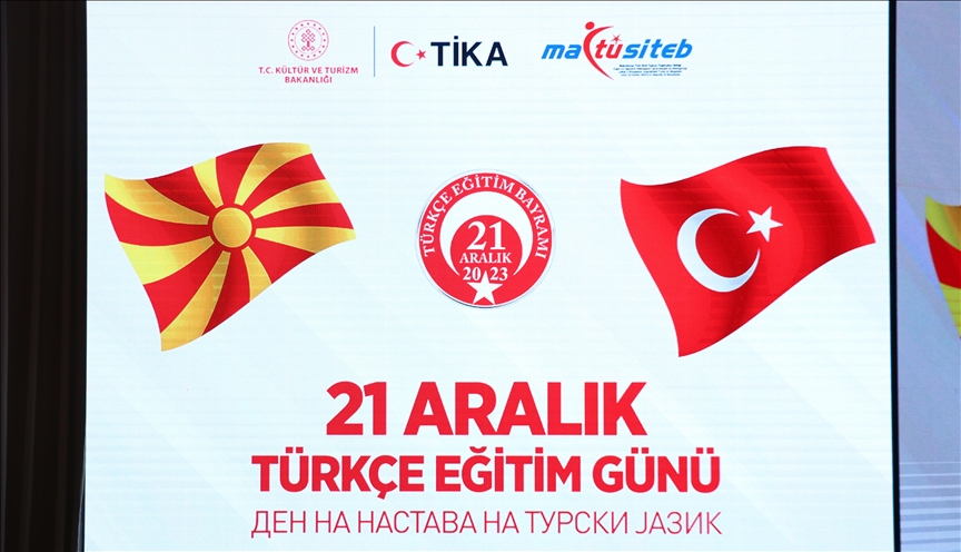 Në Maqedoninë e Veriut mbahet ceremonia qendrore me rastin e 21 Dhjetorit, Ditës së Arsimit në Gjuhën Turke
