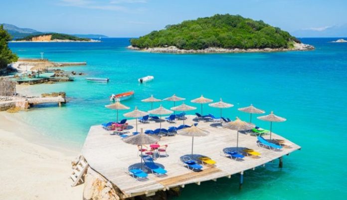 ”The Guardian”: Kërkoni pushime të përballueshme në plazh? Shkoni në Shqipëri