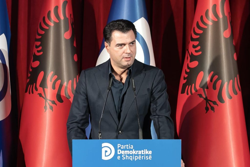 Basha: Kush ka abuzuar me paratë e shqiptarëve, të japë llogari