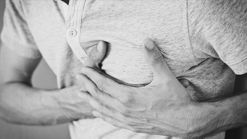Stresi në moshë të re rrit rrezikun e sëmundjeve të zemrës më vonë