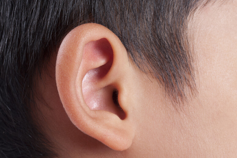 Terapia gjenetike mundëson dëgjimin te fëmijët e shurdhër