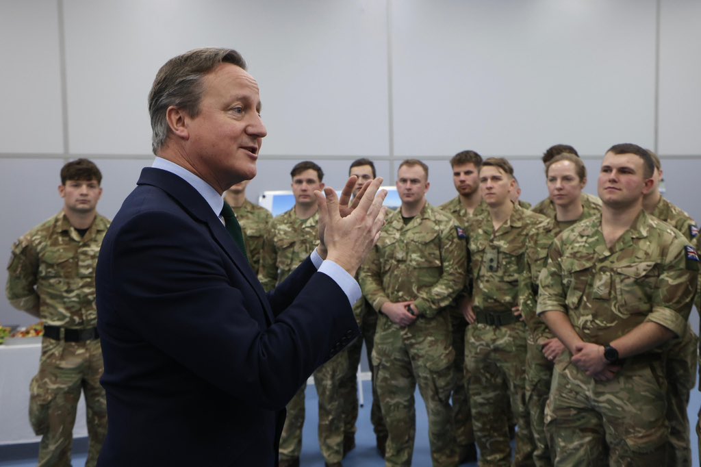 Basha falënderon Cameron: Mesazhe të qarta në vizitën në Kosovë