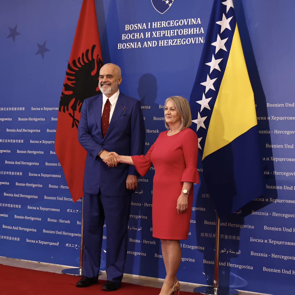 Turi ballkanik i Ramës, kryeministri nis takimet e nivelit të lartë në Sarajevë