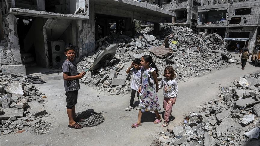 UNRWA: Sulmet izraelite kanë grabitur fëmijërinë e fëmijëve në Gaza