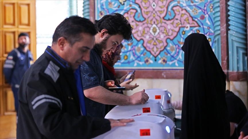 Iran, fillon procesi i votimit për zgjedhjet presidenciale