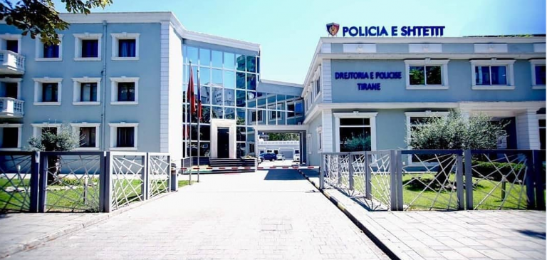 Nga dhuna në familje te përndjekja dhe grabitja, 5 të arrestuar në Tiranë