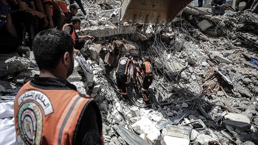 Familja nga Gaza e bllokuar nën rrënojat e shtëpisë gjatë sulmit izraelit u shpëtua pas 9 ditësh