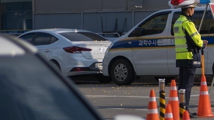 Kore e Jugut, policia bastis zyrat e shoqatës së mjekëve pasi nuk respektuan afatin e qeverisë