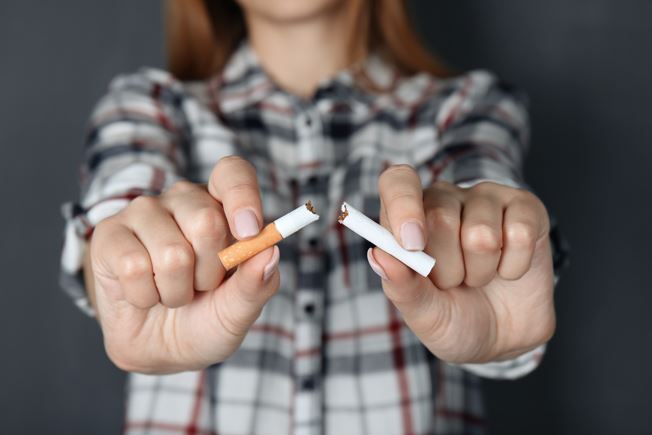 A janë duhanpirësit “të sëmurë” apo thjesht të pavetëdijshëm për opsionet më të mira?