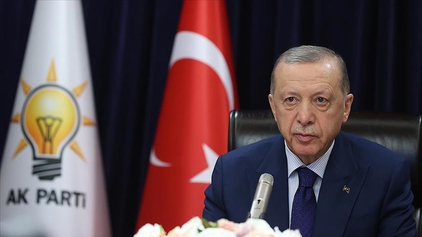 Türkiye, AK Parti nominon Erdoğan-in për president
