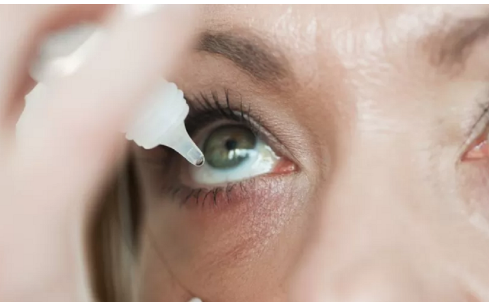 Pikat në sy dhe lotët artificialë po shkaktojnë në SHBA vdekje, verbëri dhe qelb në sy