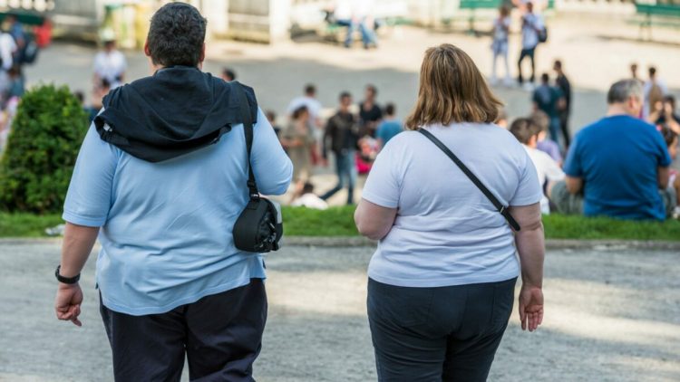 Harta, 37% e te rriturve shqiptarë do të vuajnë nga obeziteti me 2035
