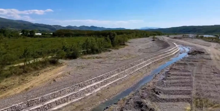 Denaj: Investimi në Cërrik, eliminon përmbytjen në 280 ha tokë bujqësore