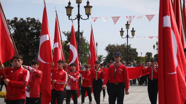 Türkiye shënon 19 majin - Ditën e Rinisë dhe të Sportit