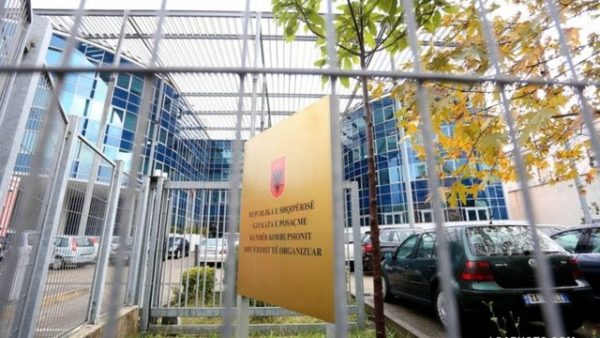 Gjyqi Berisha-Veliaj/ Shtyhet seanca, avokatët nuk ranë dakord për t’u pajtuar