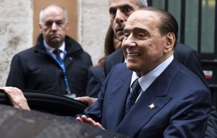 Përmirësohet gjendja shëndetësore e Berlusconit, ish-kryeministri italian del nga spitali pas 1 muaji