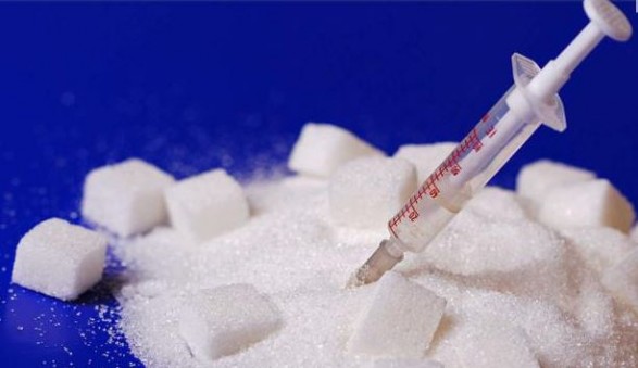 OBSH: Zëvendësimi i sheqerit me ëmbëlsues sjell probleme shëndetësore