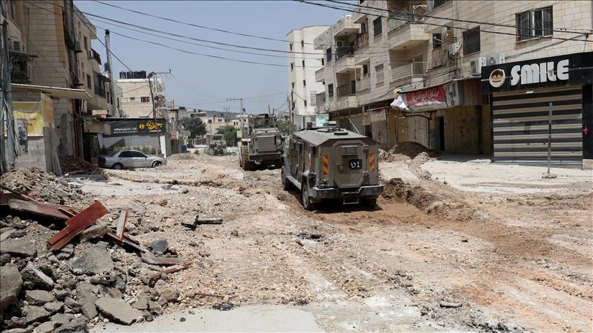 Forcat izraelite bastisën shumë qytete në Bregun Perëndimor
