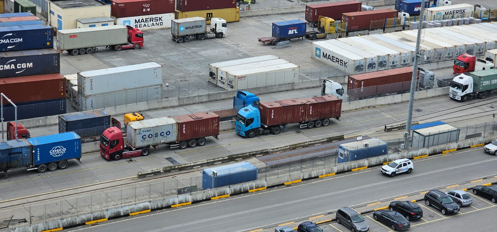 Anijet në terminalin e kontejnerëve të bllokuara deri në 3 ditë për shkarkim; APD: Do shtojmë mjetet