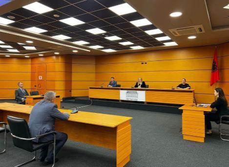 Dy shkakrime nga Vetingu, lënë detyrën gjyqtari i Tiranës dhe prokurori i Vlorës