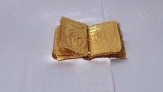 Türkiye, konfiskohet një libër antik prej ari 24-karatësh