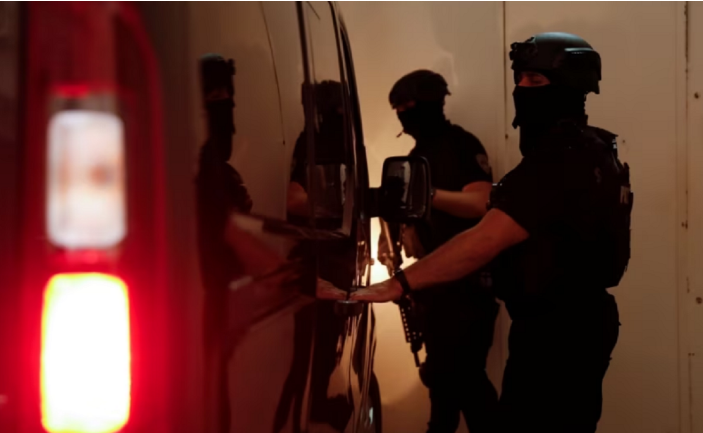 Arrestohen 37 persona në aksionin kundër një grupi kriminal nga Ballkani