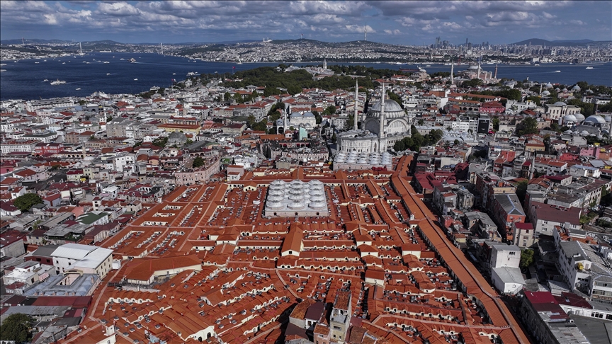 Çatia e rinovuar e Kapaliçarshisë në Istanbul, e hapur për vizitorët nëpërmjet turneve