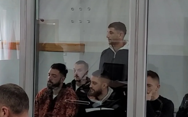 Shpërndanin droga të forta në Durrës/ Lihen në burg tetë të arrestuar, pjesë e grupeve kriminale
