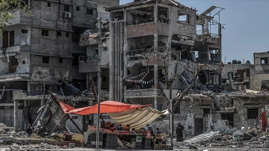 Komuna e Khan Younis në Gaza po pastron rrënojat e lëna nga Izraeli
