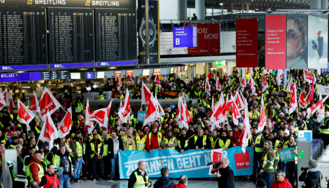 Protesta në Gjermani/ Bllokohet aeroporti i Berlinit, anulohen të gjitha fluturimet