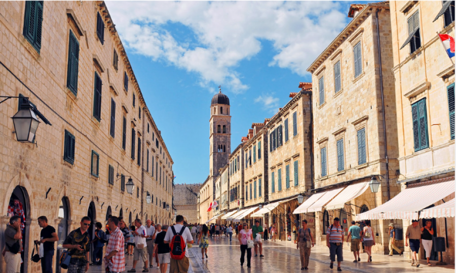 Gjoba e majme që do të merni nëse përdorni valixhe me rrota në Dubrovnik