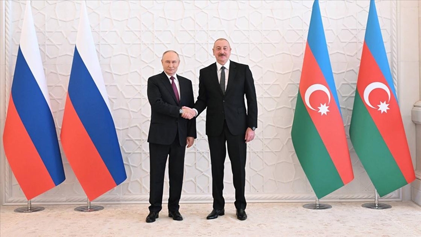 Putin dhe Aliyev takohen në Baku