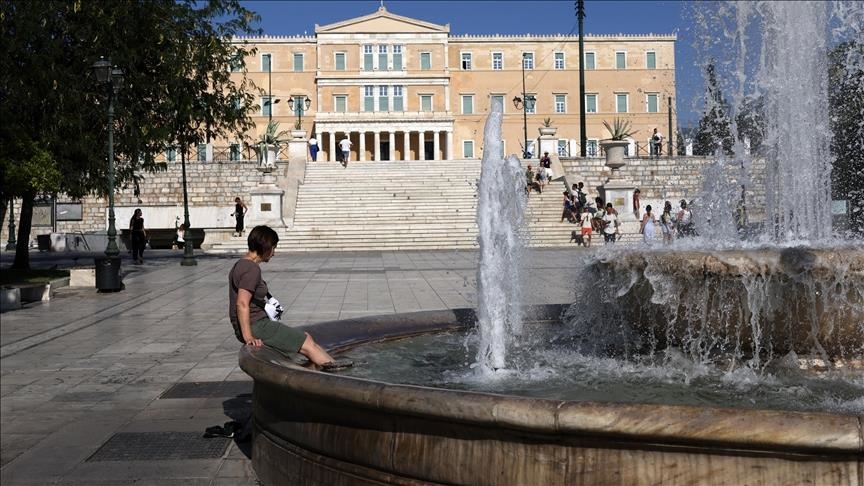 Studim: Ndryshimet klimatike mund të rrisin temperaturat në Athinës për 3,5 gradë Celsius pas vitit 2040