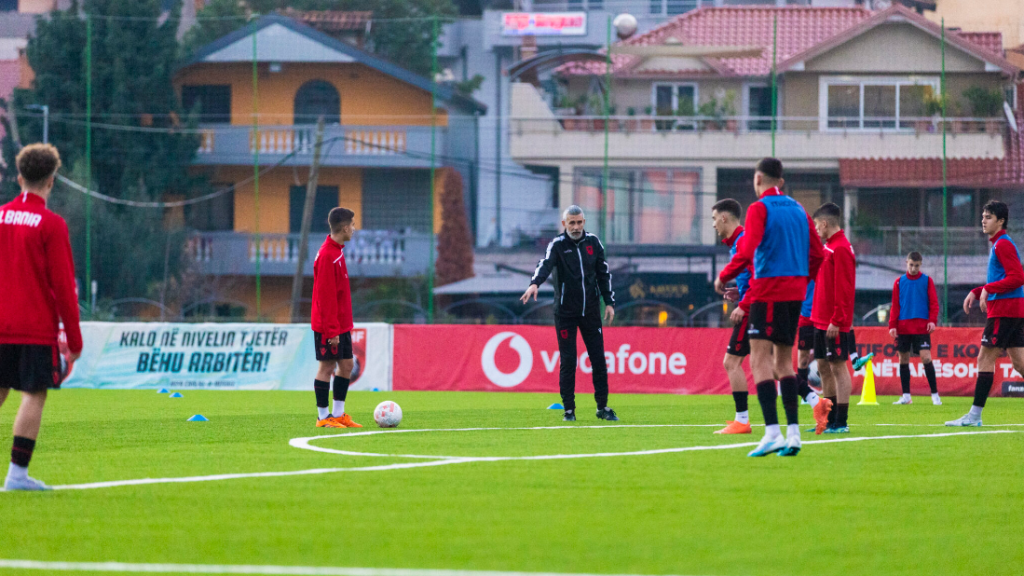 Kombëtarja U-17, seleksionim treditor me lojtarët e aktivizuar në kampionatin shqiptar
