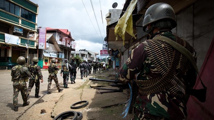 Filipine, vriten 6 ushtarë filipinas në një operacion në jug të vendit