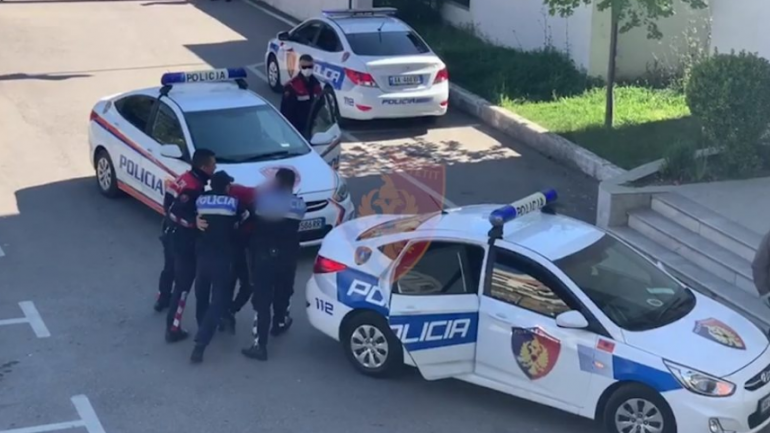 Durrës- Arrestohet 44-vjeçari, tentoi të vriste me shkop bejsbolli një person