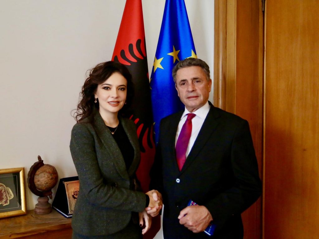 Spiropali: Forcim i bashkëpunimit në fushat prioritare mes Shqipërisë dhe Kosovës