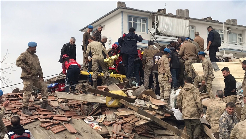 Tërmeti me magnitudë 5.6 ballë në Malatya: 1 person ka humbur jetën, 69 persona të plagosur