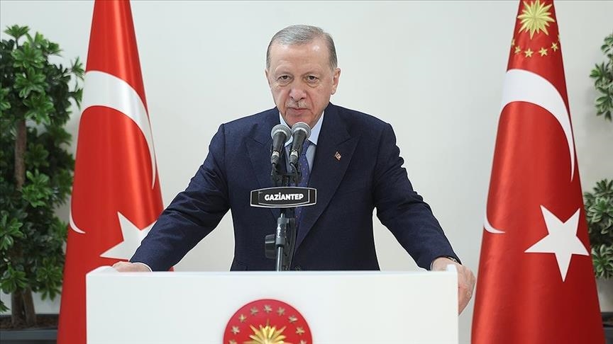 Erdoğan: Nuk do të jemi të qetë derisa të rindërtojmë qytetet tona të goditura nga tërmeti