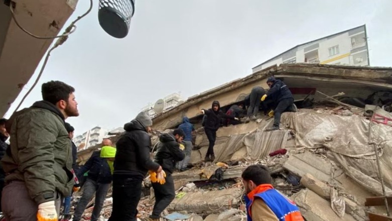 Tërmeti i fuqishëm në Turqi, Ambasada e Kosovës në Ankara: Dhimbje e thellë! Nëse ka qytetarë nga Kosova që kanë nevojë për ndihmë ja ku të kontaktoni