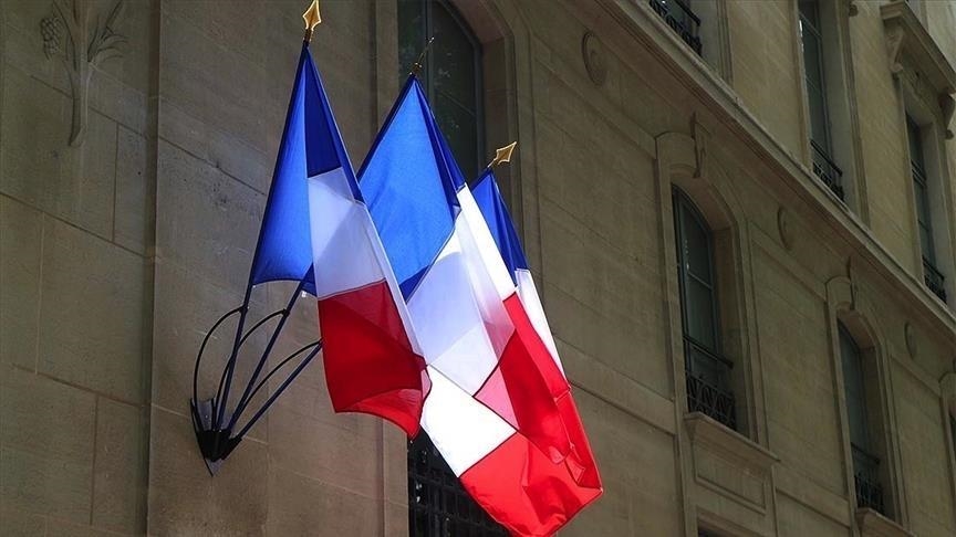 Deputeti francez i bën thirrje qeverisë për sanksione kundër 