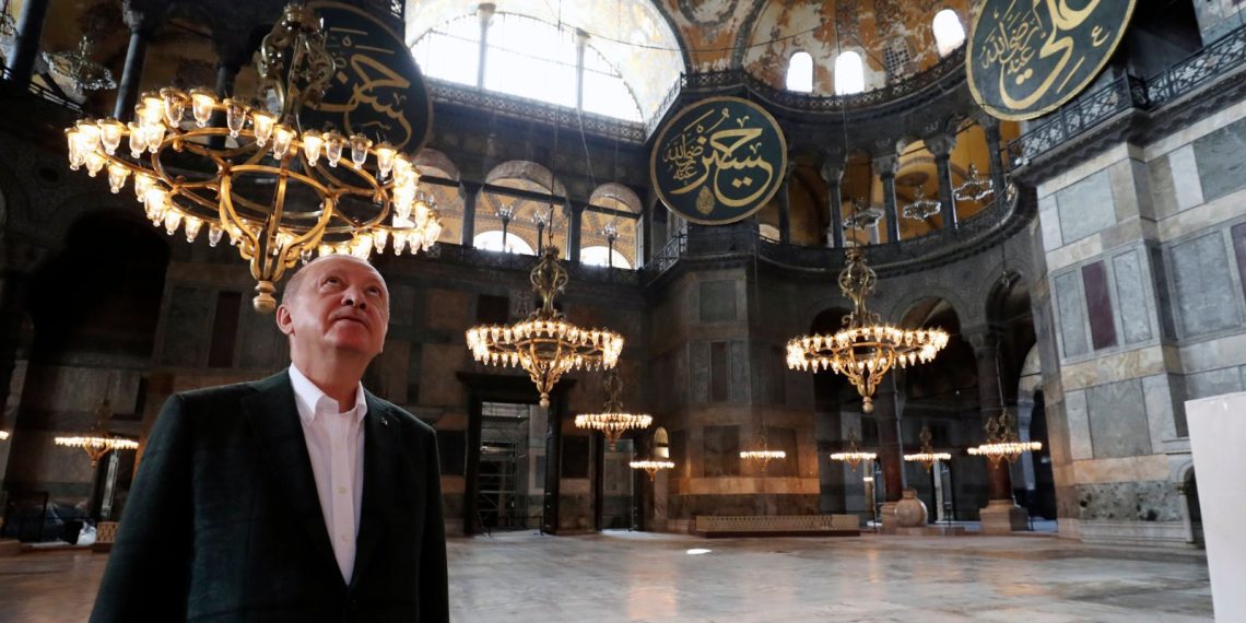 Erdogan: Hagia Sophia sërish xhami, nderi më i madh!