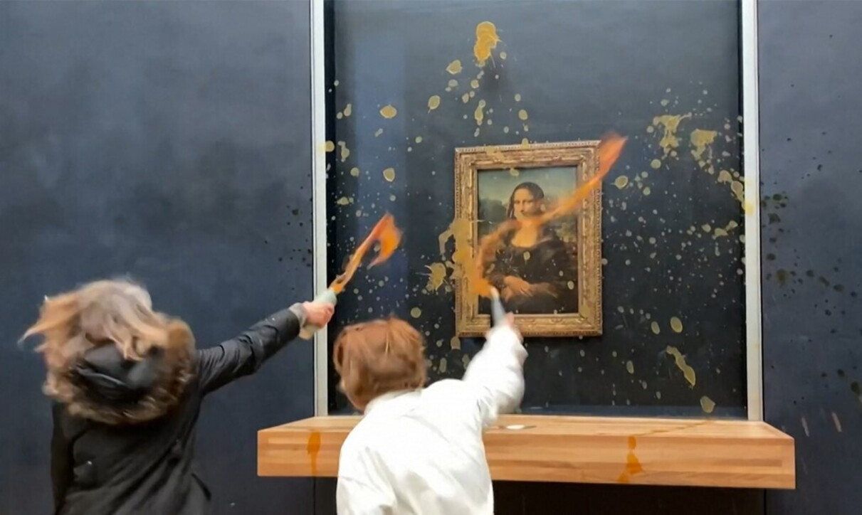 Protestuesit sulmojnë pikturën e Mona Lizës me supë