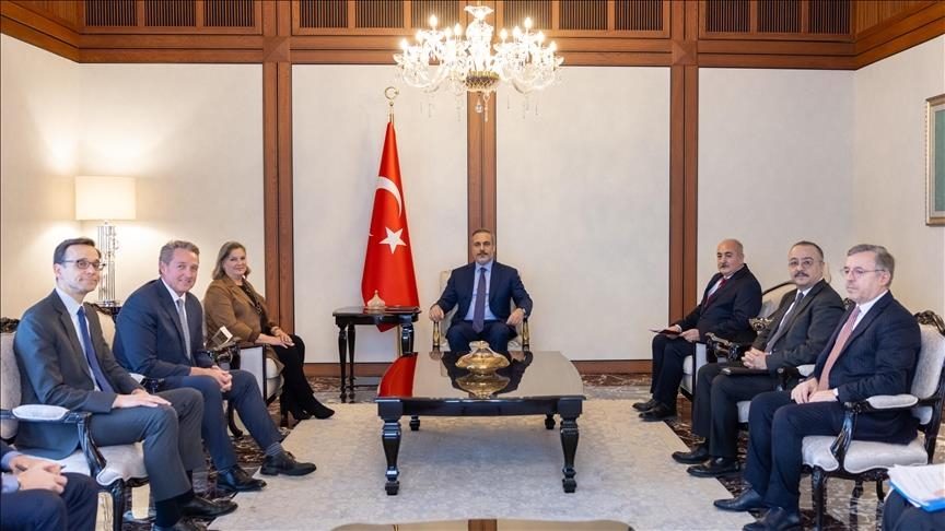 Ministri i Jashtëm turk priti në takim zëvendëssekretaren amerikane të Shtetit