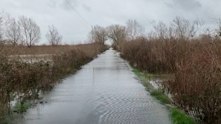 1020 hektarë tokë e përmbytur në Bashkinë Shkodër