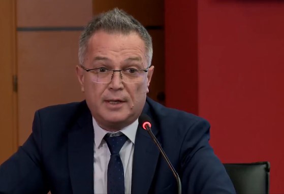 Et’hemaj: Shqipëria do të hapë Akademinë e Aviacionit Civil për përgatitjen e ekspertëve